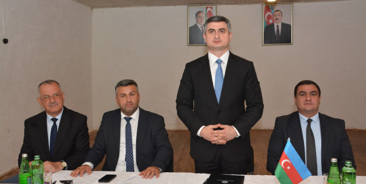 Hiveri və Pirəsora kəndlərində səyyar qəbul keçirilib